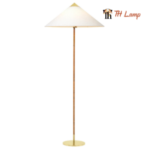 9602 Floor Lamp